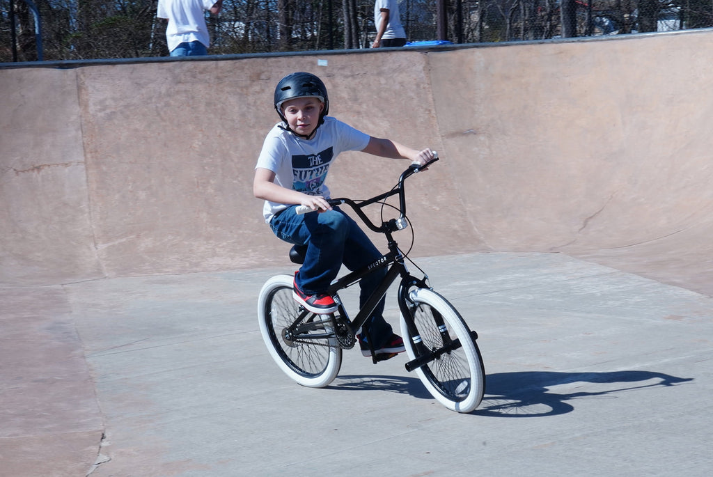 20 Kent Bicycles Spector BMX Bicycle, Fits Rider 4'2 - 5', Black/White, Child/Tween/Teen, Unisex